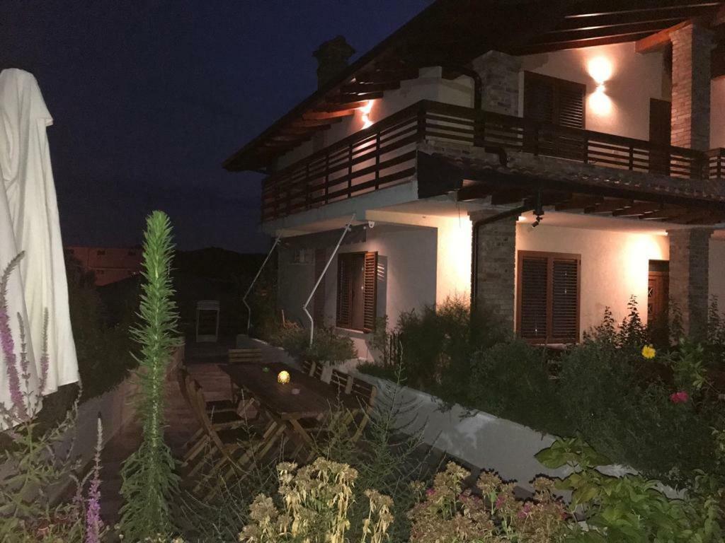Sara'S Villa Shkoder Ngoại thất bức ảnh