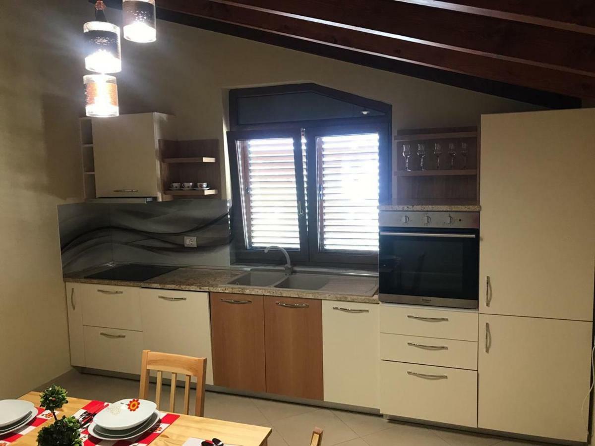 Sara'S Villa Shkoder Ngoại thất bức ảnh