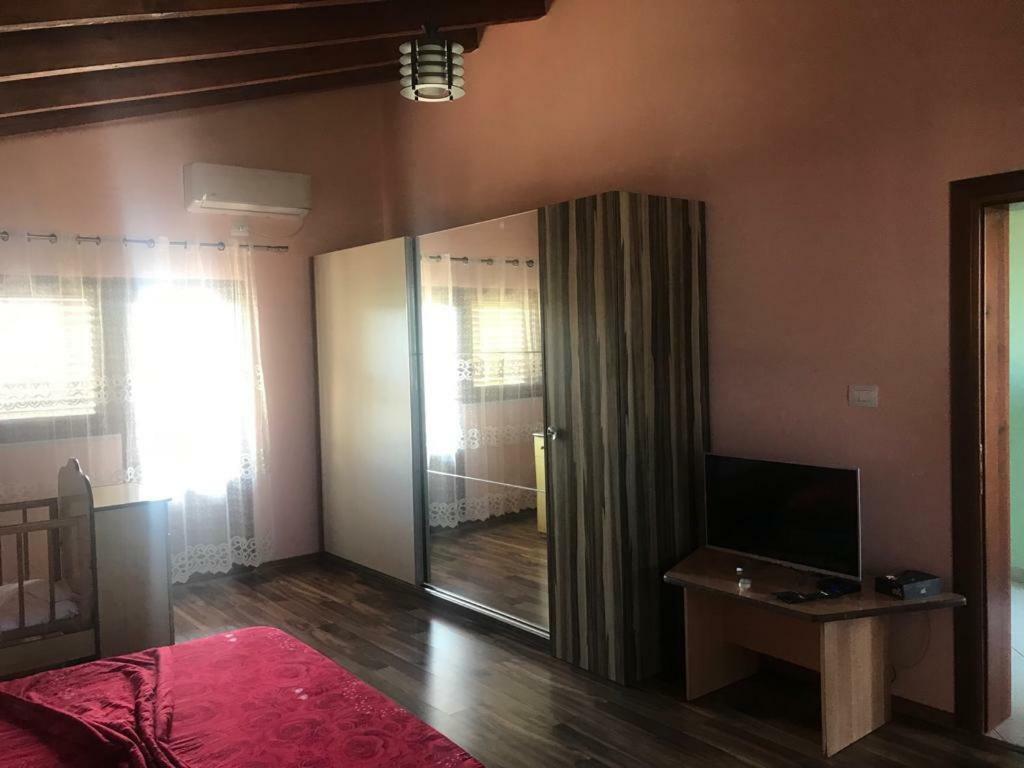 Sara'S Villa Shkoder Ngoại thất bức ảnh
