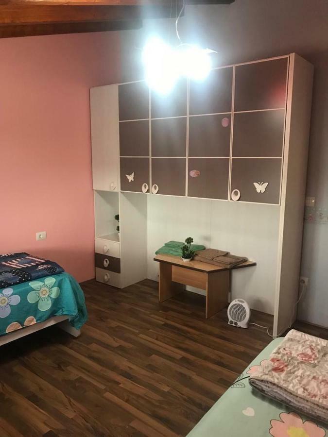 Sara'S Villa Shkoder Ngoại thất bức ảnh