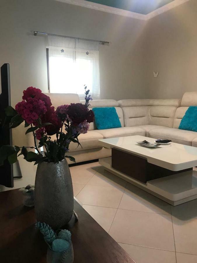 Sara'S Villa Shkoder Ngoại thất bức ảnh