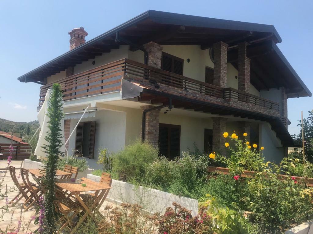 Sara'S Villa Shkoder Ngoại thất bức ảnh